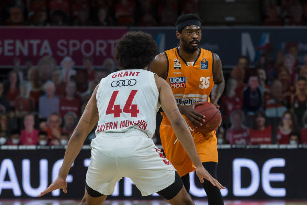 但对手依旧 但对手依旧