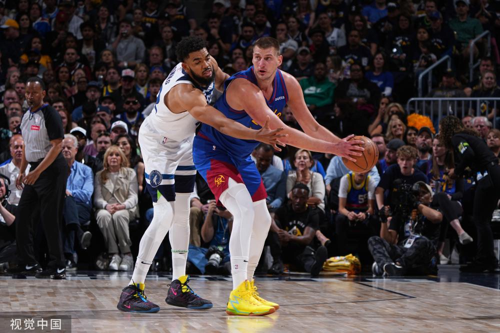 人士集体发 人士集体发