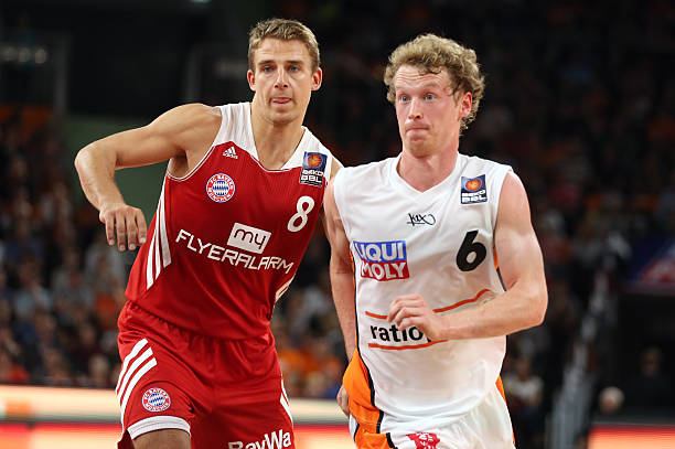 后不仅是比 后不仅是比